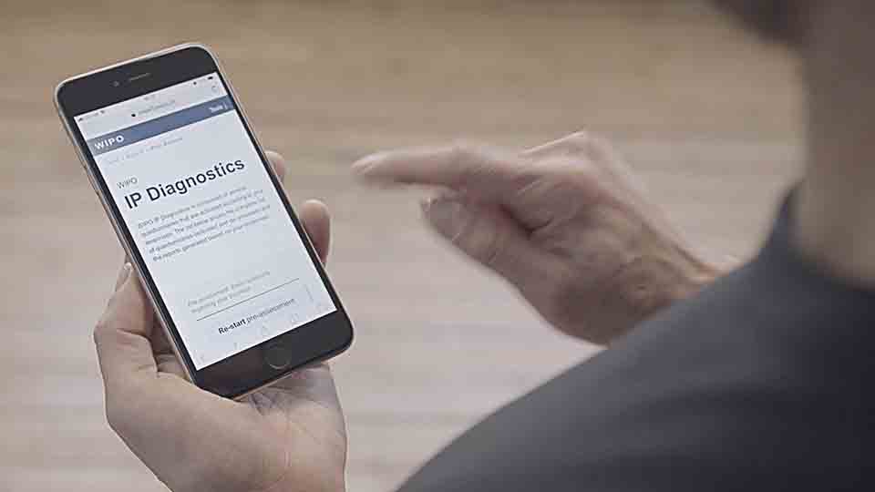 User starting the WIPO IP Diagnostics questionnaire on a mobile phone
