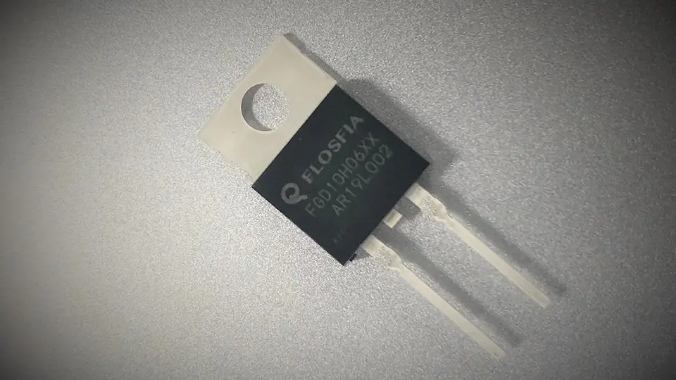 FLOSFIA chip