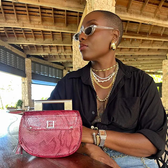 Lyvelle city leather bag in red