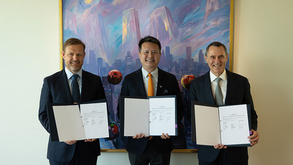 WIPO Director General Signs MOU with IFPMA and Interpat