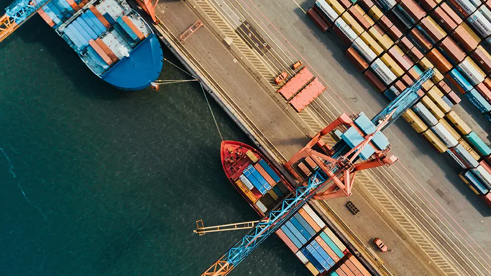 Cargo container terminal