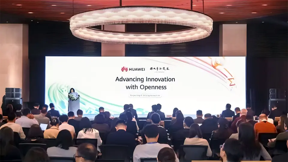 ADG Marco Alemán Attended Huawei Innovation and IP Forum via Video