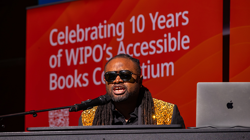 Cobhams Asuquo in concert at WIPO.