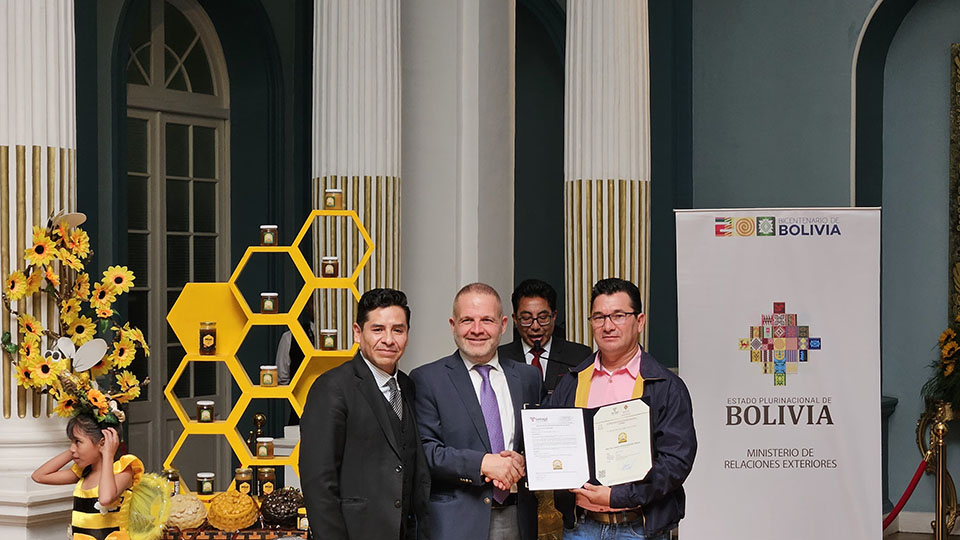 Photo of the Launch Event celebrated the registration of the collective mark of the local association of producers