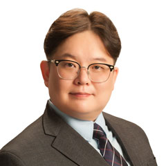 Photo of Howard Lee