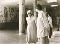 Prime Minister Nehru visits the mural with the sculptor. (Courtesy of A.N. Sehgal)