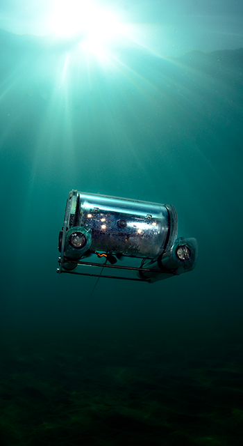 Rov (remotely operated vehicles),are very useful in the exploration of the bottom of the sea without the need to send divers and the risks that this can lead.