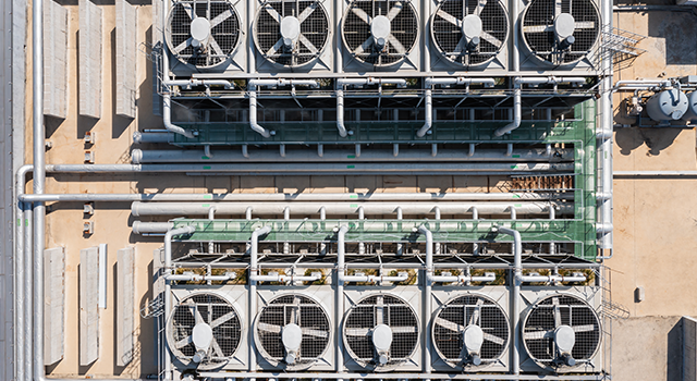 The cooling system of the air conditioner on the roof