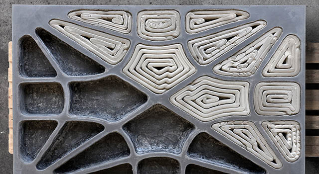 Pre-cast hollow concrete slabs using 3D-printed formwork