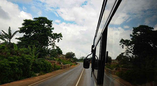Roadtrip through Ghana in a bus (Through Rainforests, damaged streets and typical Ghanaian scenes and villages)